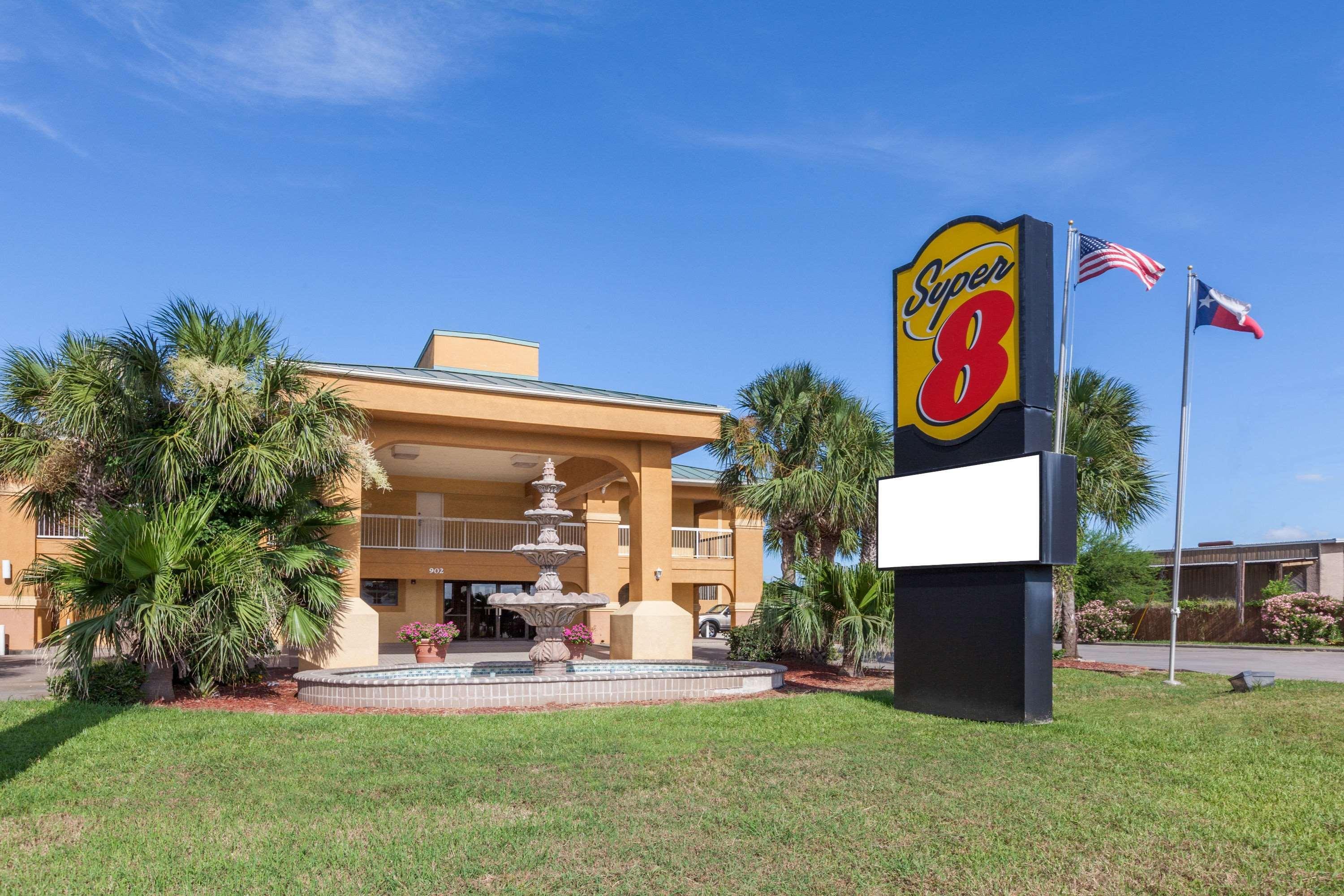 Super 8 By Wyndham Corpus Christi Hotel Exterior foto